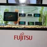Démonstration de la tablette waterproof Fujitsu Arrows au CES de Las Vegas 2