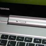 IFA 2013 : Prise en main du PC convertible Toshiba W30T sous Windows 8 8