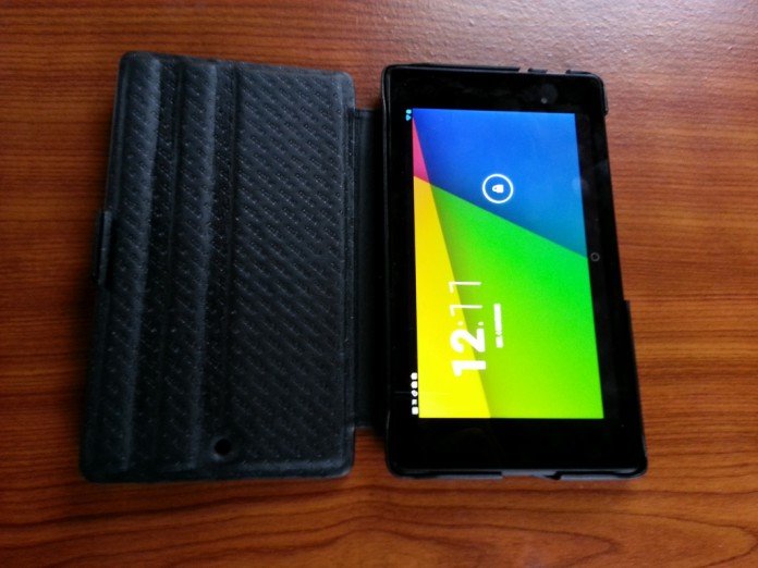 Test accessoire housse Norêve en cuir pour Google Nexus 7 Edition 2013 13