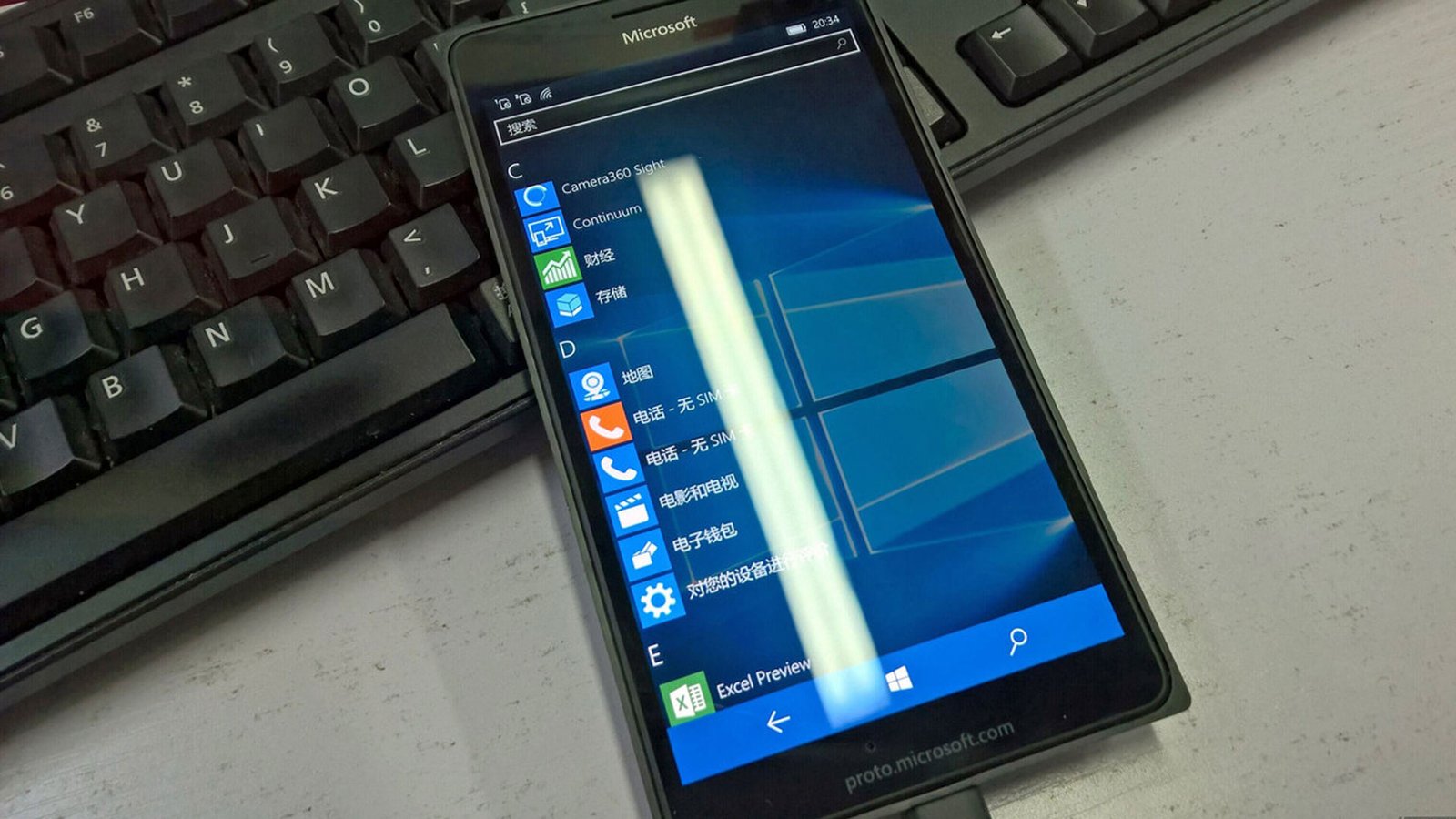 Microsoft Lumia 950 et Lumia 950 XL : les nouveaux smartphones Windows Phone